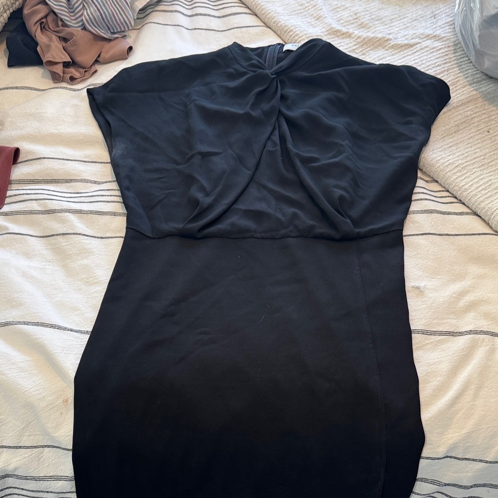 MM.LaFleur Black One-Shoulder Twist Dress